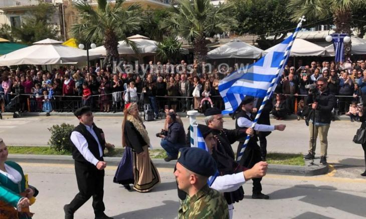 Ματαίωση παρελάσεων με πράξη νομοθετικού περιεχομένου