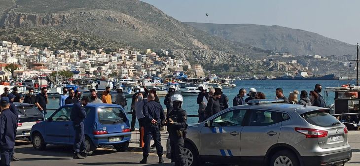 Πορεία πραγματοποιήθηκε σήμερα στην κεντρική πλατεία του νησού (video)