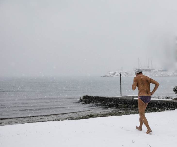 Έπνιξαν και την Κάλυμνο τα χιόνια (φωτογραφικό υλικό +βίντεο)